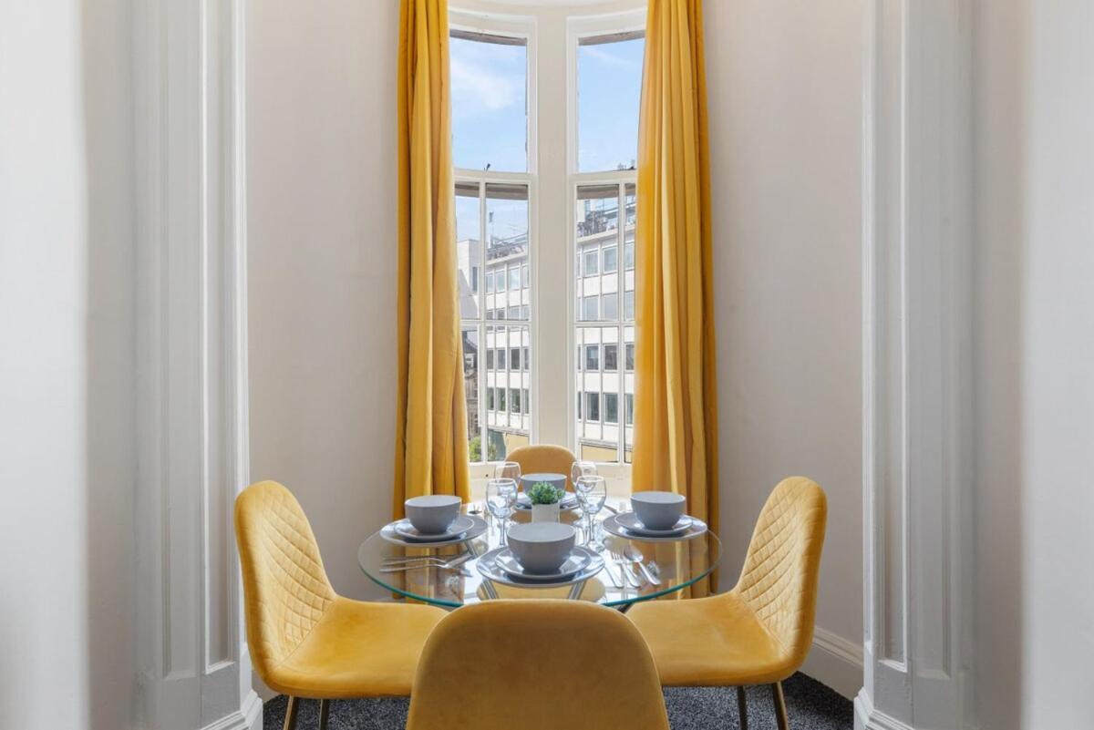 Apartment Luxury Two Bedroom In Oxford Street 10gs London